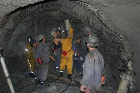东安工程爆破中的危险因素分析以及应对工程爆破危险的措施